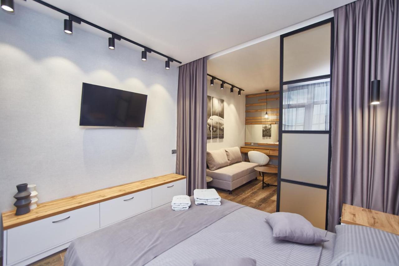 Board Apart Hotel โอเดสซา ภายนอก รูปภาพ