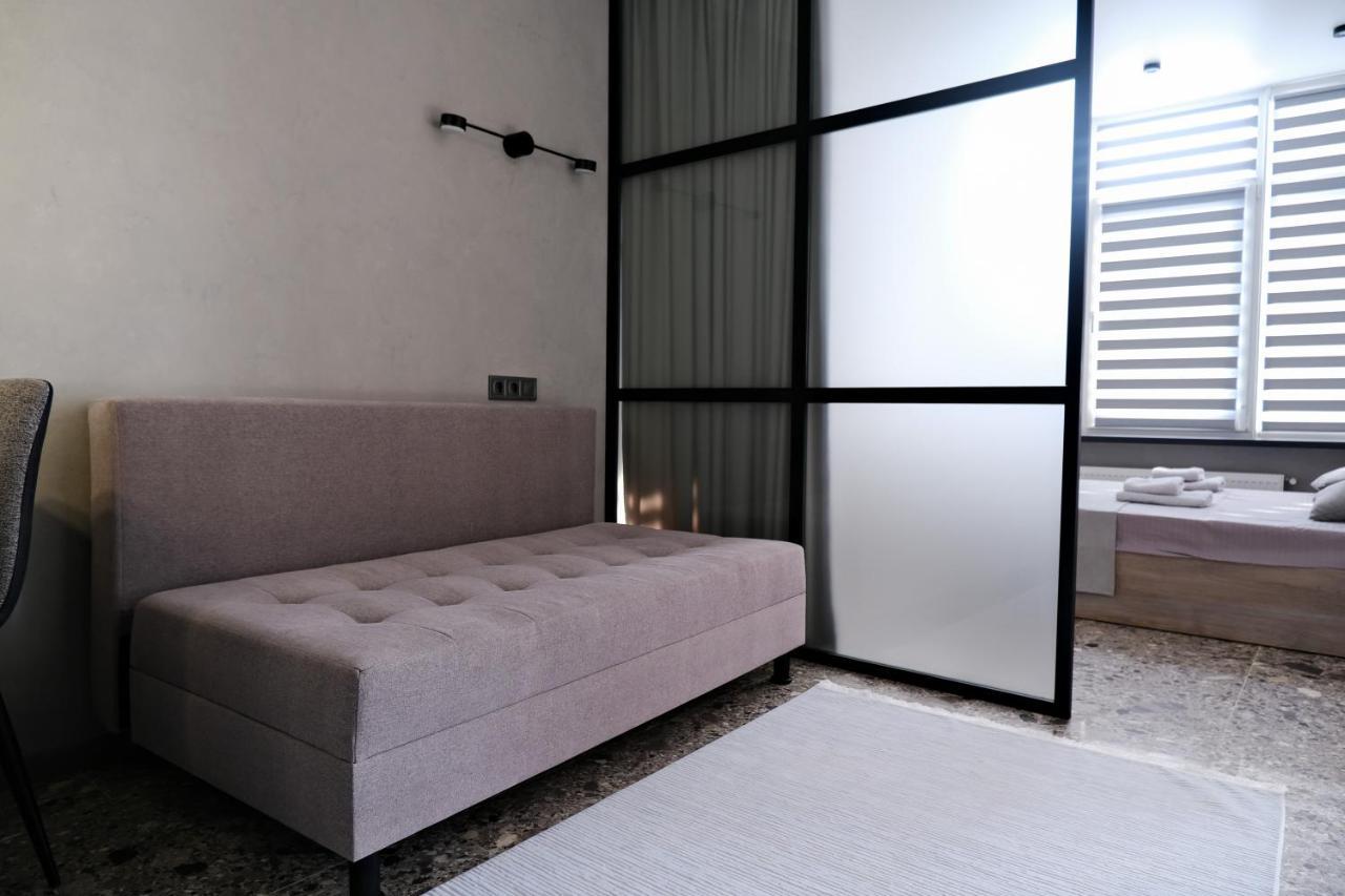 Board Apart Hotel โอเดสซา ภายนอก รูปภาพ