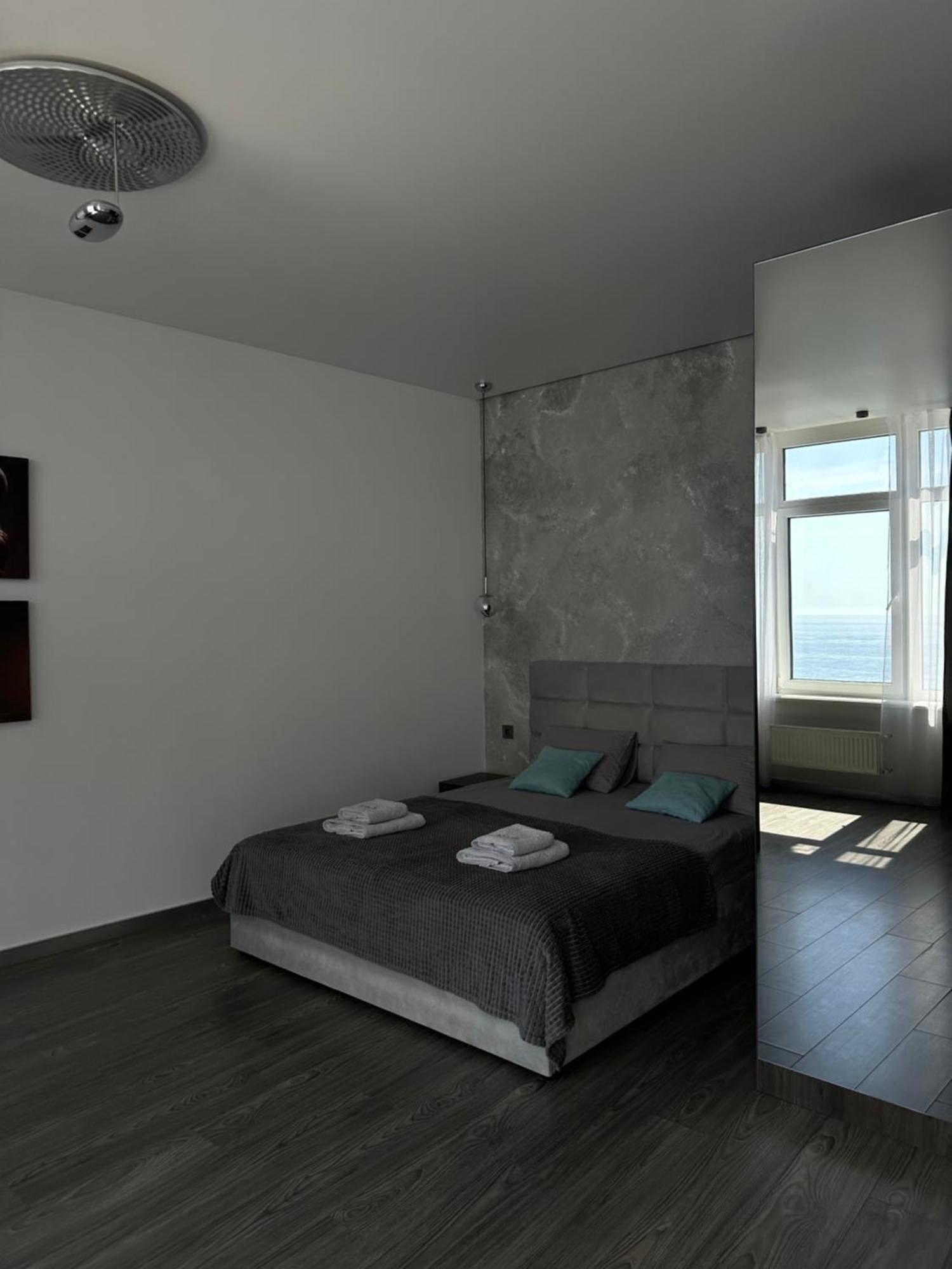 Board Apart Hotel โอเดสซา ภายนอก รูปภาพ